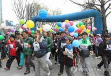 새단장 세종로공원 역사길 걷기 대회