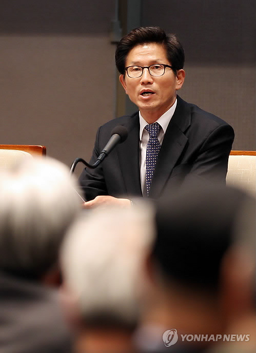 김문수, 박근혜와의 만남으로 보수 결집 강화에 총력