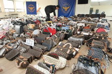 가정집까지 침투한 `짝퉁 판매장