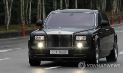 호암 이병철 창업주 24주기 추모식 참가 차량