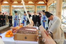 양산 충렬사 상량..내년 6월 준공