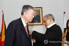 부영그룹, 공훈 훈장 받아