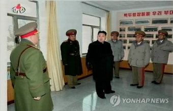 北김정은, 탱크부대 처음 시찰