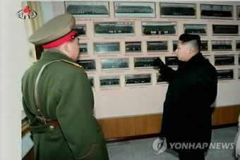 北김정은, 탱크부대 처음 시찰