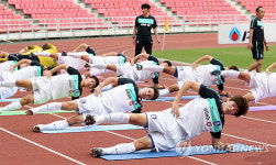 몸부터 풀고