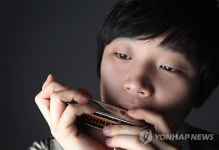 하모니카 연주자 박종성