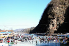 안동 암산얼음축제 20만명 찾아