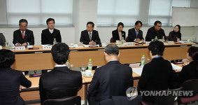 청소년상담지원센터 방문한 김총리