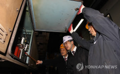 구로 차량사업소 방문한 김총리