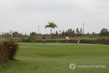 라오스 골프붐 견인차, 부영 CC