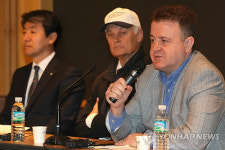 뉴세븐원더스재단 기자회견