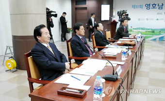 영호남 지역 시도지사들, 국민 대통합 촉구 메시지 발표 및 대선 공약 제시
