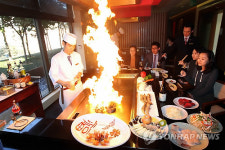 철판요리 퍼포먼스