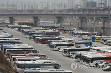 고유가에 발 묶인 전세버스