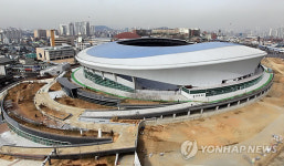 내달 11일 개장 앞둔 인천축구전용경기장