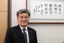 문제학생 직접 지도하는 울산경의고 김지경 교장