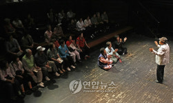 참여와 주인의식..춘천 봄내극장 객석기부