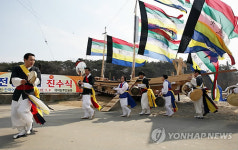태안 대야도 어촌체험마을 전통낚배 진수식