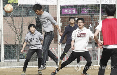 토요일, 학교 스포츠 클럽 강습