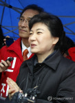 세종시 건설현장 찾은 박근혜 위원장