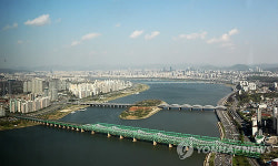 맑고 쾌청한 봄