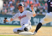 3루까지 달리는이진영