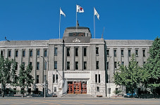 서울시청 본관, 가림막 벗는다