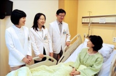 <게시판> 삼성서울병원, 의료진·환자복 전면 교체