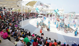 <여수엑스포> 관객수 제자리..관람문화는 정착