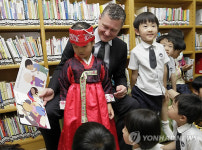 루이 비통-한국SOS어린이마을, 해바라기 어린이 도서관 개관