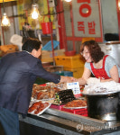 창원 방문한 이재오 의원