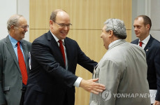 모나코 국왕, 여수엑스포 MBI 심포지엄에 참석
