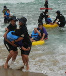 해경, 장애인 해운대 물놀이 지원
