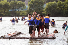 뗏목타고, 농사짓고‥영동 체험마을 인기
