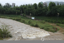 양재천 영동1교 하부도로 차량통제.