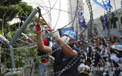 금속노조, SJM 용역투입 규탄 집회