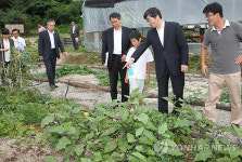 곽노현 교육감, 춘천 산골유학학교 방문
