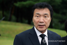 손학규, 백범 김구 선생 묘역 참배