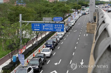 홈플러스 연수점 개점에 주변도로 정체