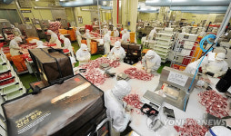 이마트, 추석 물량 위해 미트센터 풀가동