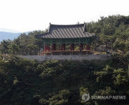 경주 금장대 정자 복원
