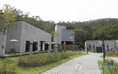지역 신진작가 `창구 소아르갤러리