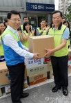 강동교육지원청 직원들, 굿윌스토어에 물품 기증