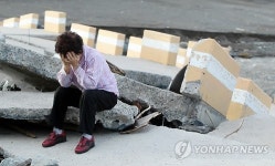 <태풍 산바> 쑥대밭 된 만성리 해수욕장