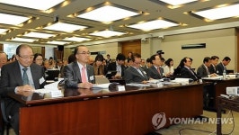 건전재정포럼 축사하는 박재완 장관