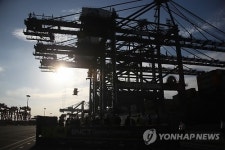 최첨단 부산신항컨테이너터미널 공식개장