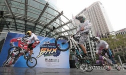 도심 속 BMX 진기명기