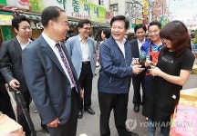 안양 관양시장 찾은 이채필 장관