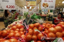 서민물가 껑충…5천원엔 목욕도 못해(종합)