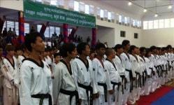 <르포> 부영그룹, 캄보디아에 태권도 요람 세웠다
